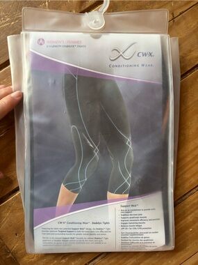 CW-X Women’s 3/4 length Stabilyx Tights Conditioning Wear Black/Rainbow Medium